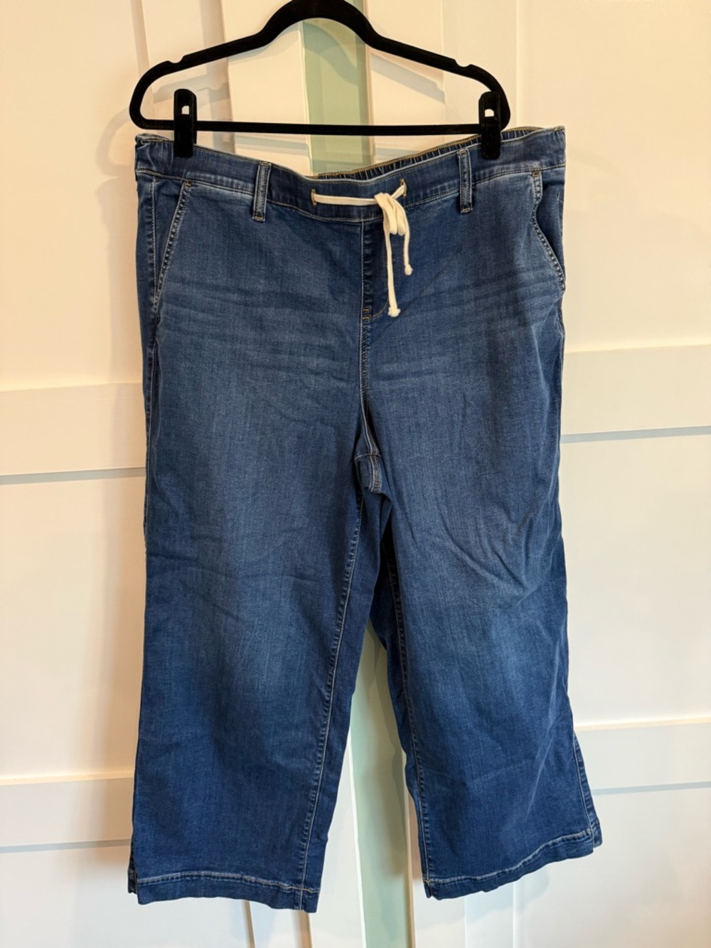 Torrid Weekend Wide Leg Super Soft Pull On Jeans